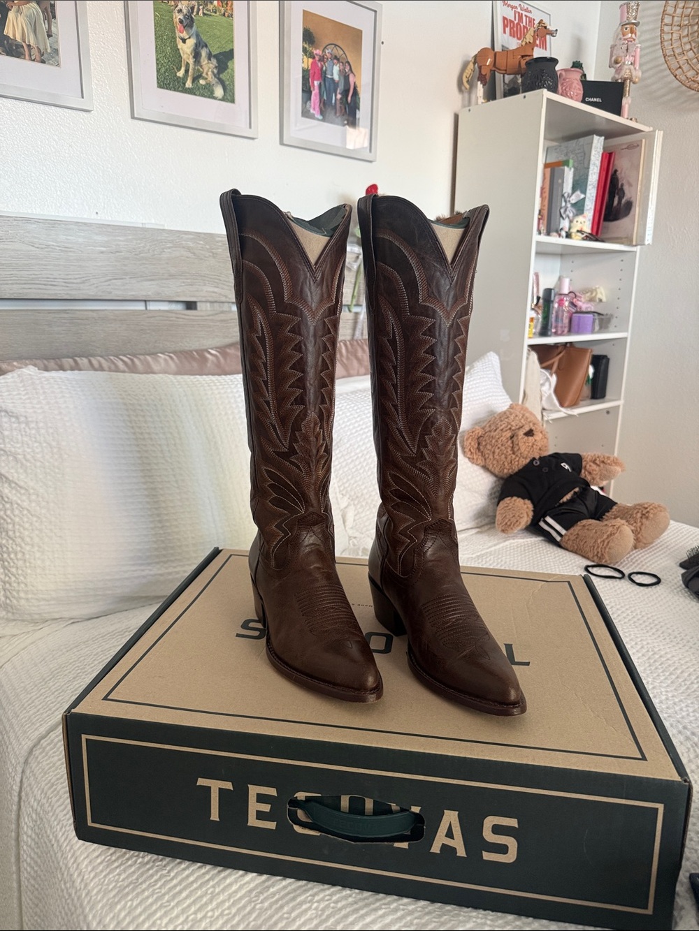 Tecovas Abby boots